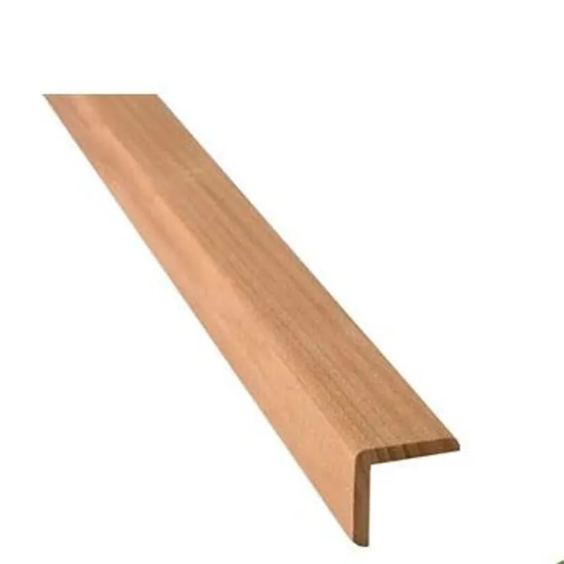 27x27 Ytterhörnlist i värmebehandlad asp. Längd: 2,4 m